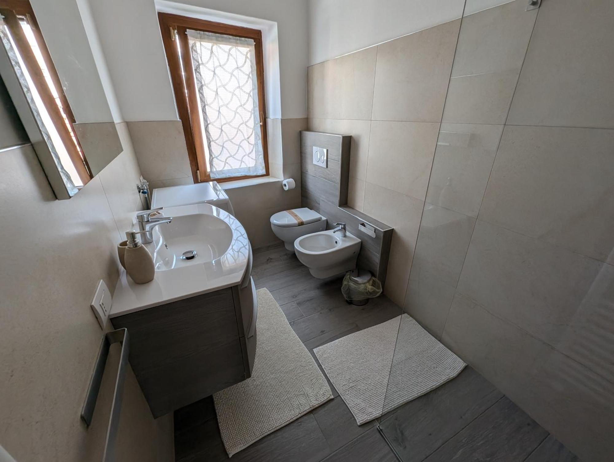 Spazioso E Completo Appartamento Con 3 Camere, Doppi Servizi, Fino A 8 Posti Letto Pedavena Bagian luar foto